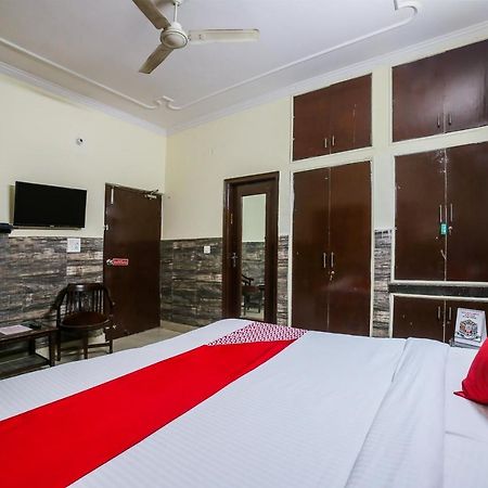 Oyo Downtown Inn Near Leisure Valley Park Gurgaon Luaran gambar